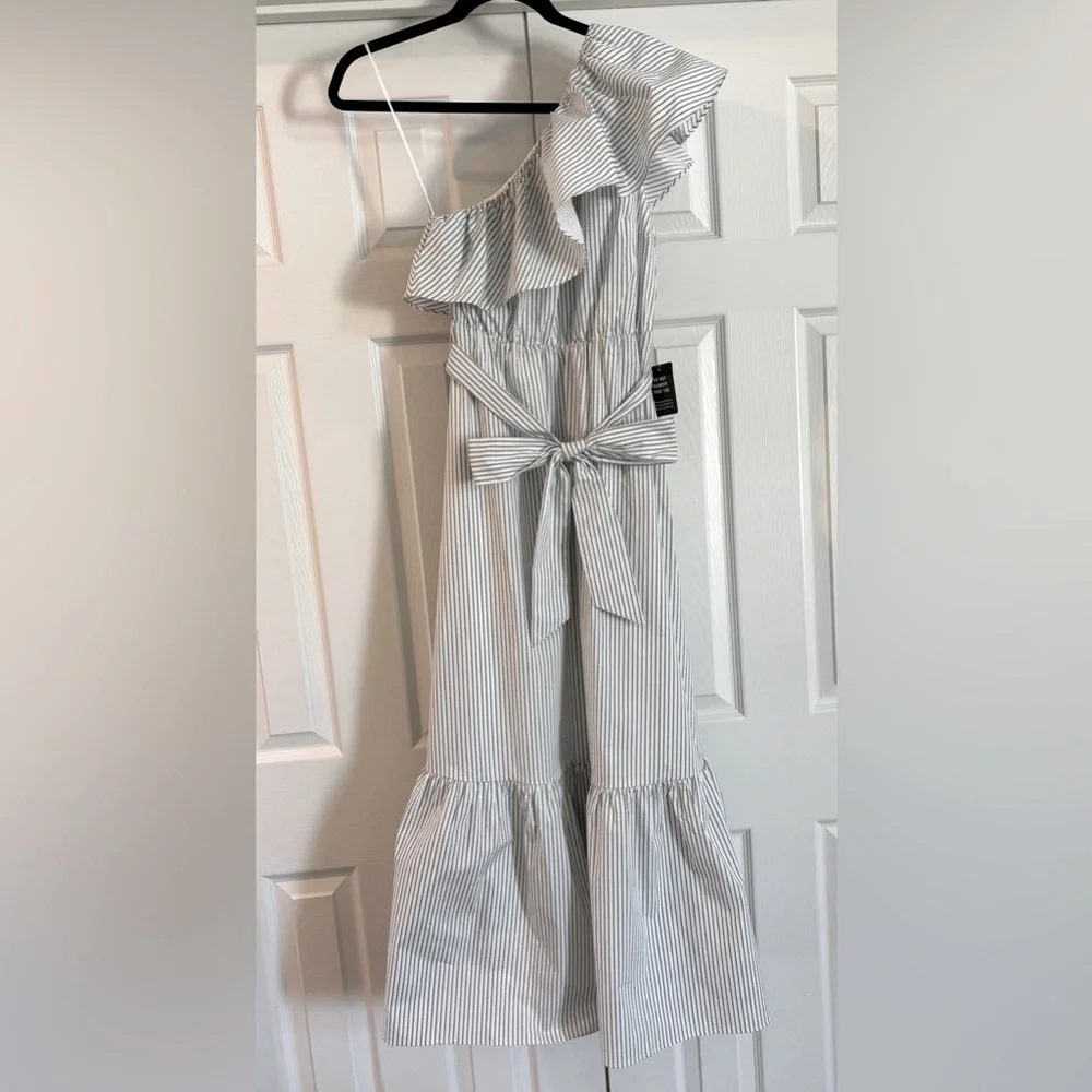 NWT Express Blue and White Ruffled Tiered, One shoulder, Maxi Dress Fully lined
